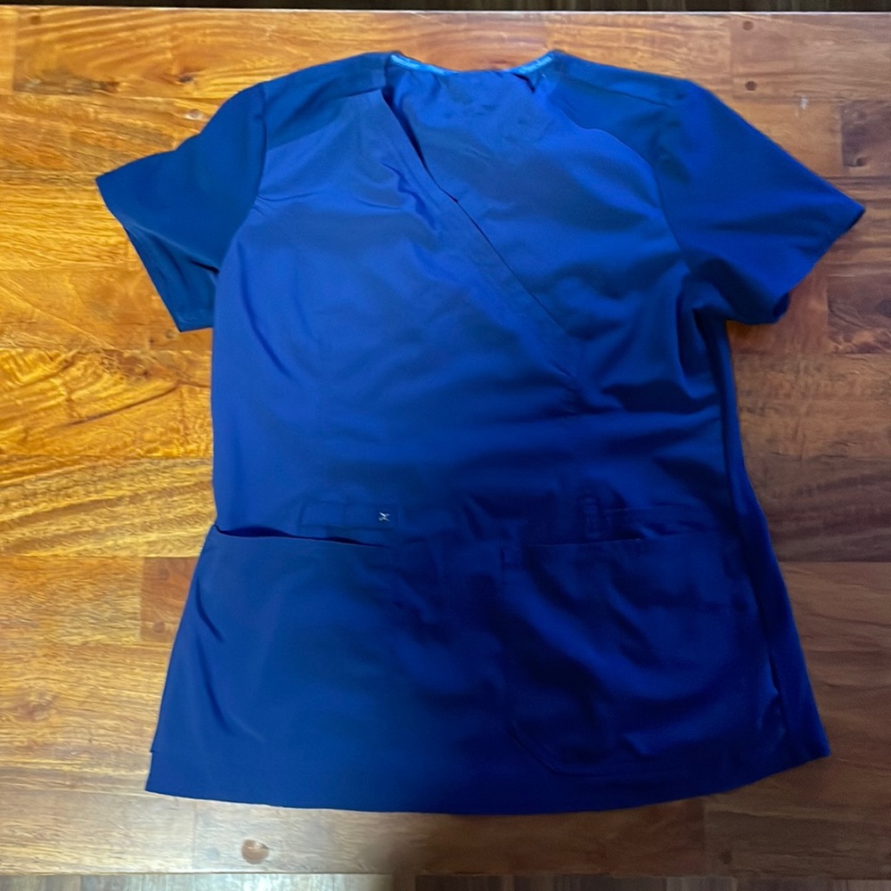 Cherokee iFlex medium navy scrub set